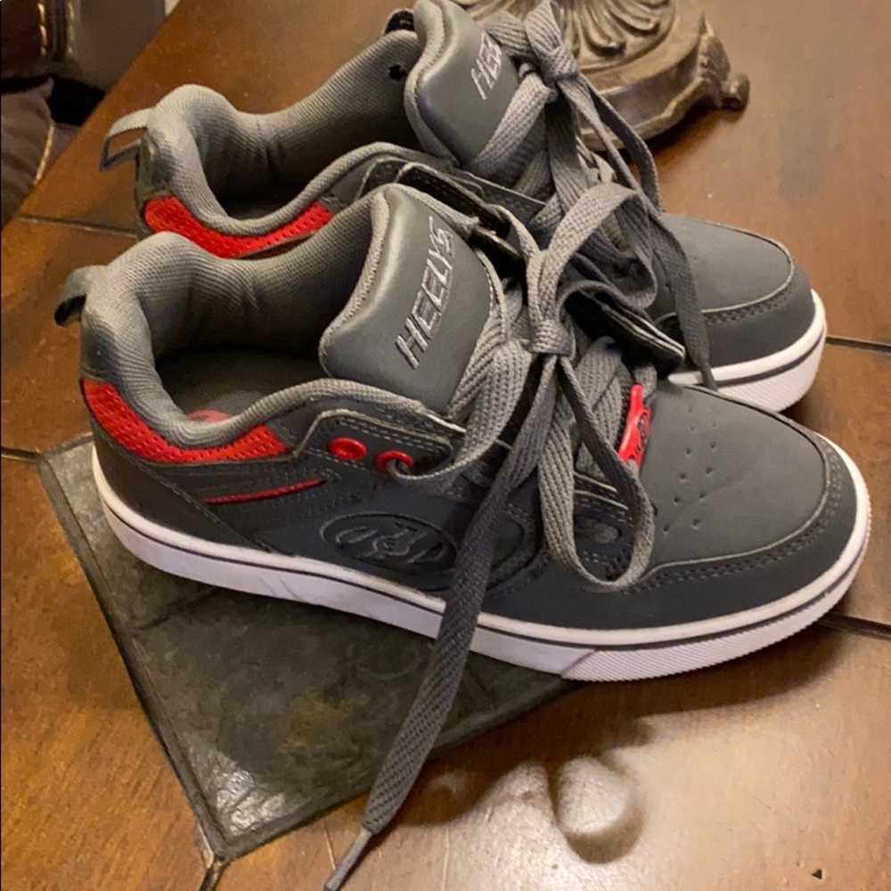 Heelys Boys Youth Size 2